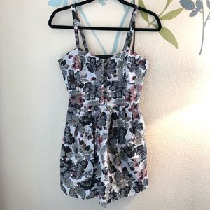 NWOT Floral Dress with Pockets